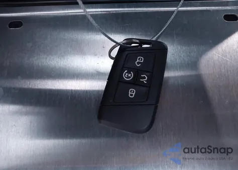 2024 Volkswagen Tiguan 2.0T Se R-Line Black z USA, uszkodzony, nr VIN 3VVCB7AX0RM212999